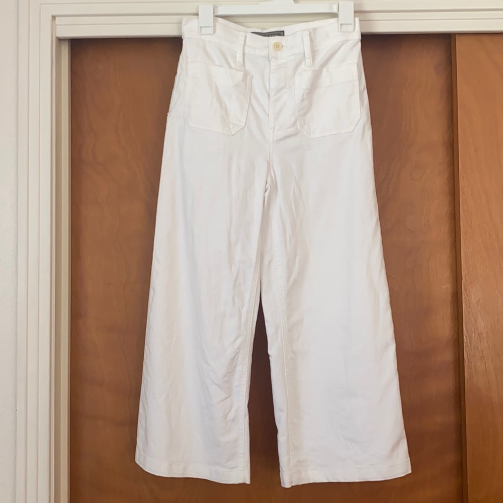 White wide leg crop pants
